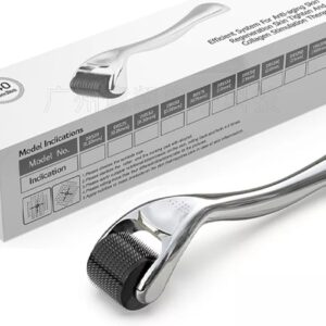 Dermarolling - Deluxe premium Silver kwaliteit Titanium dermaroller - 540 naalden- 1 mm incl. Beschermkap en Opbergdoosje - dermaroller haargroei - dermaroller 0.5