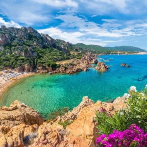 Fly & drive Sardinië: van noord naar zuid