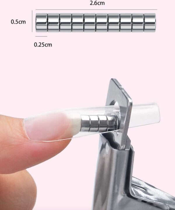 GUAP� Nepnagels Magneten | Nageltips knippen in dezelfde maat | Nail Magnets | Plaknagels | False Nails | Nagel Tips Knipper | 3 Magneten Strips