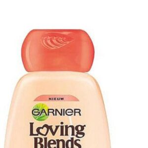 Garnier Loving Blends Vanille en Papayapulp - Voordeelverpakking 6 x 300 ml - 2 in 1 Shampoo