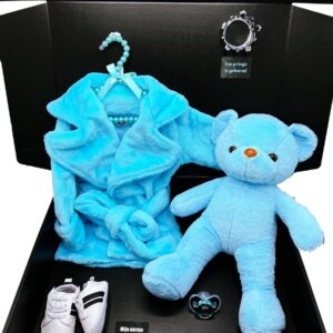 Luxe kraamcadeau jongen - met teddybeer, babyschoentjes, badjas, speen - kan ook rechtstreeks als cadeau worden verstuurd