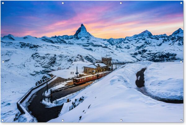 Muurdecoratie Schemering bij het Zwitserse Matterhorn bij Gornergrat-bahn - 180x120 cm - Tuinposter - Tuindoek - Buitenposter