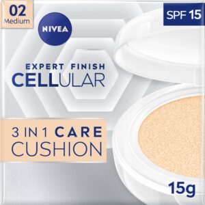 NIVEA Expert Finish CELLular 3in1 Care Cushion Foundation - Gezichtsverzorging - Medium - SPF 15 - Met hyaluronzuur en collageenbooster - 15 ml