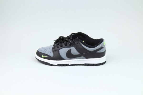 Nike Dunk Low 'Black Cool Grey Volt Mini Swoosh' maat 46