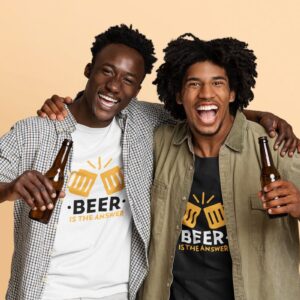 Shirt - Beer is the answer - Wurban Wear | Grappig shirt | Bier | Unisex tshirt | Drankspel | Klok | Wit & Zwart