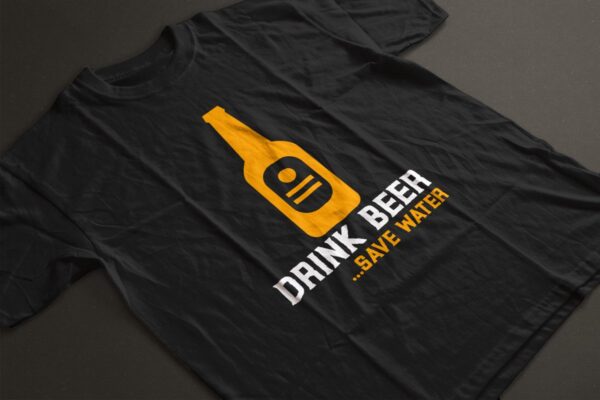Shirt - Drink beer save water - Wurban Wear | Grappig shirt | Bier | Unisex tshirt | Drankspel | Klok | Wit & Zwart
