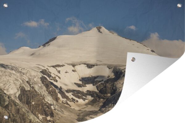 Tuindecoratie Zon beschijnt een gletsjer in het Nationaal park Hohe Tauern in Oostenrijk - 60x40 cm - Tuinposter - Tuindoek - Buitenposter