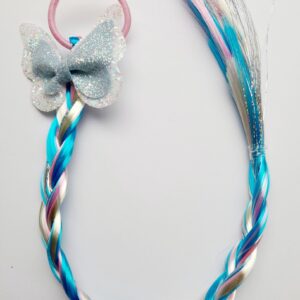 Vlecht van nep haar - gekleurd - elastiek - strik - vlinder - kinderen - haren - paardenstaart- prinses - verkleden - carnaval