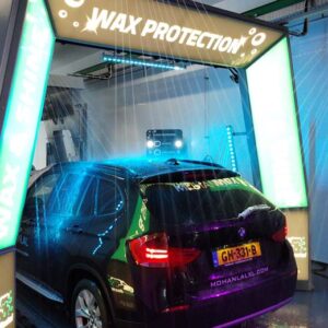 Wasbeurt bij MOHANLAL XL Tankstation Carwash Boxtel