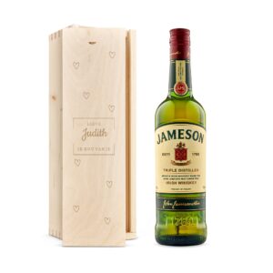 Whiskey in gegraveerde kist - Jameson