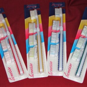lionesse - 1 tandenborstel + 4 opzetstukken - vervangbare borstels - lilieubewust tanden poetsen - tandeborstel vervangbaar opzetstuk - replacing - minder afval